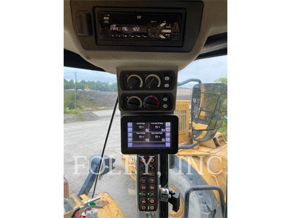 CAT 972M Radlader