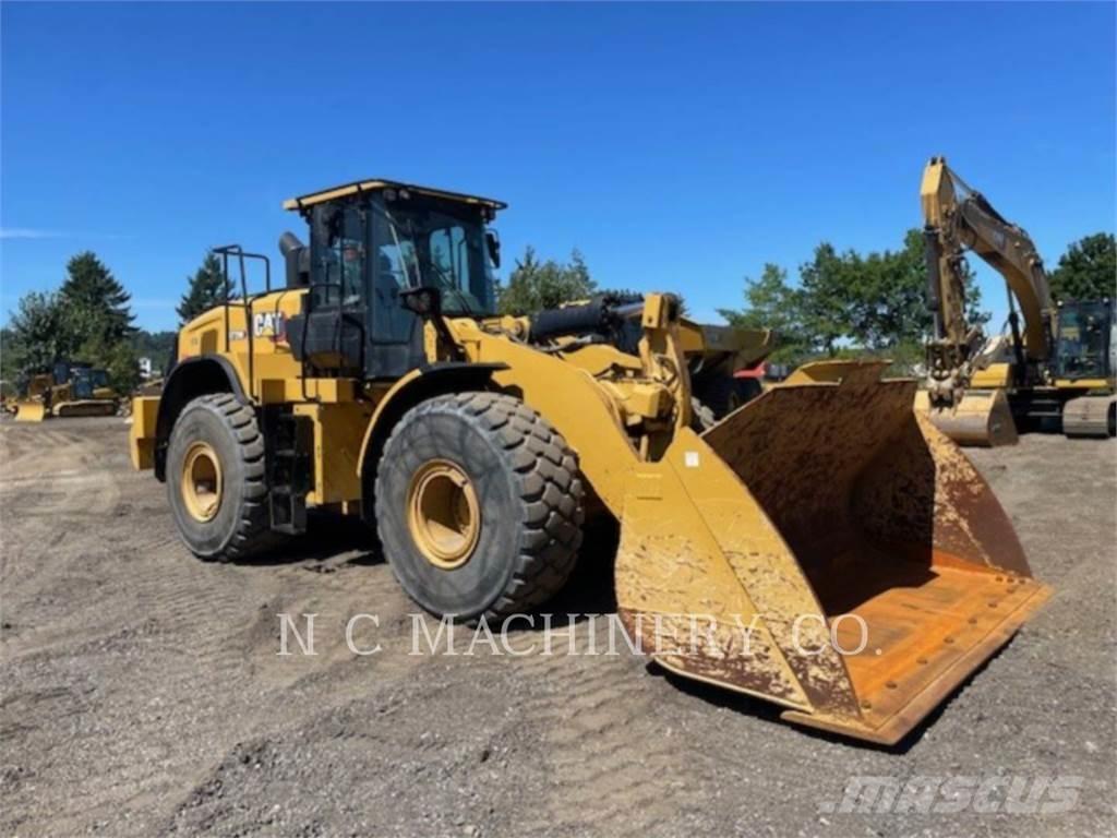 CAT 972M Radlader