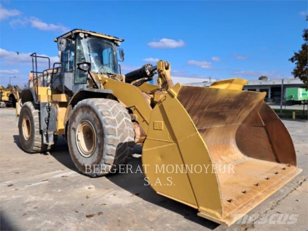 CAT 972M Radlader