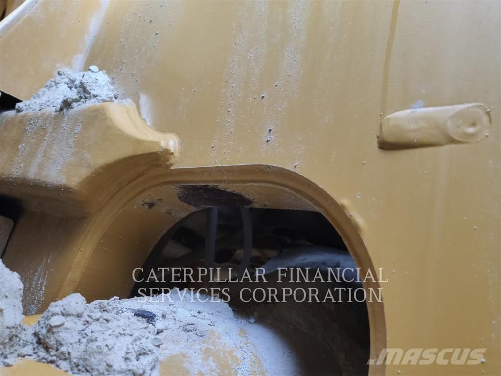 CAT 982-14XE Radlader