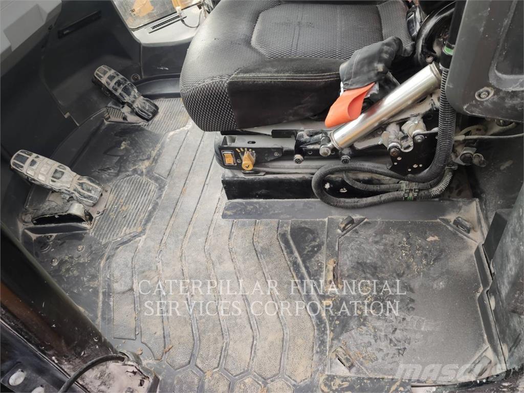 CAT 982-14XE Radlader