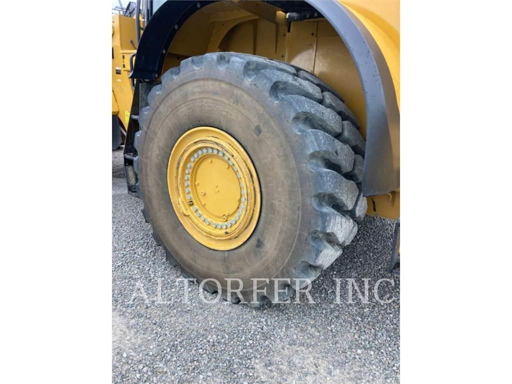 CAT 982M Radlader