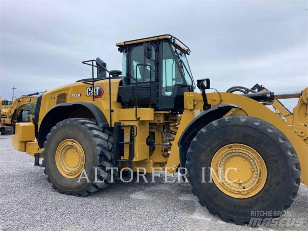 CAT 982M Radlader