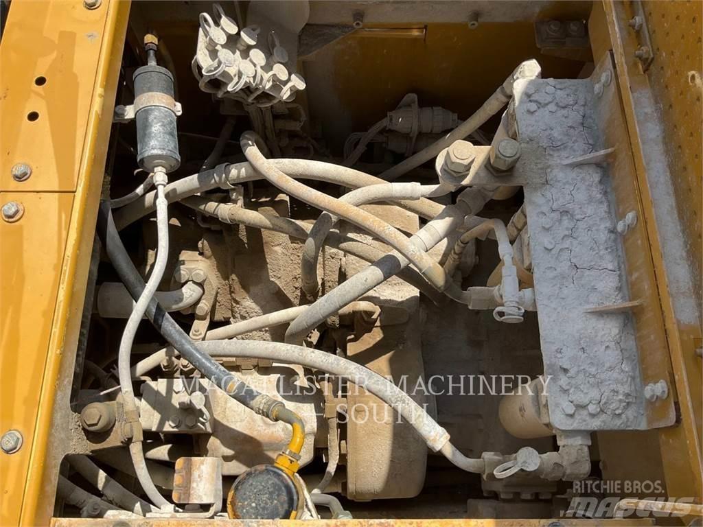 CAT 988H Radlader