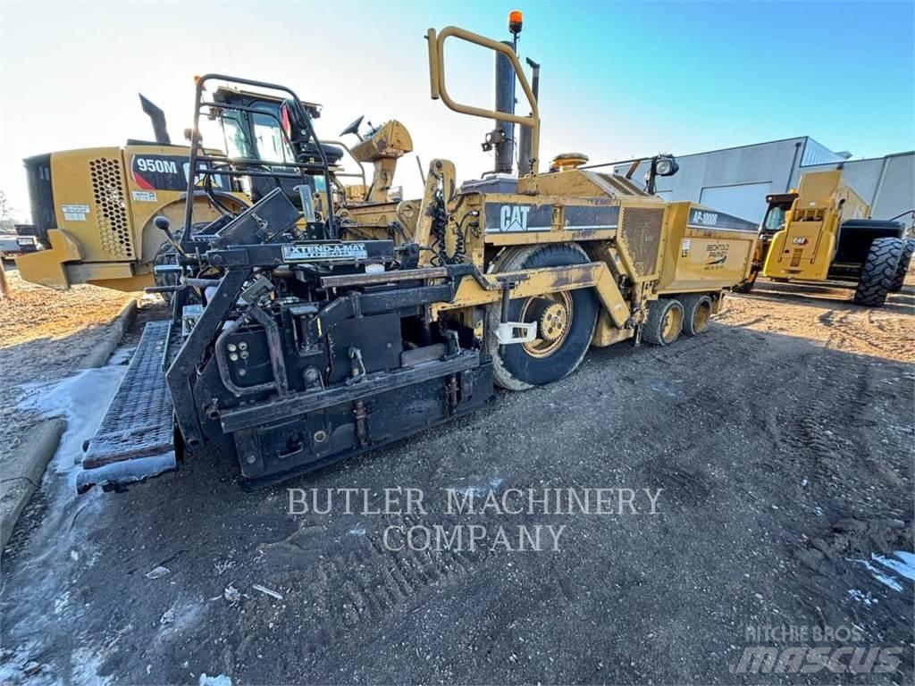 CAT AP-1000B Strassenfertiger