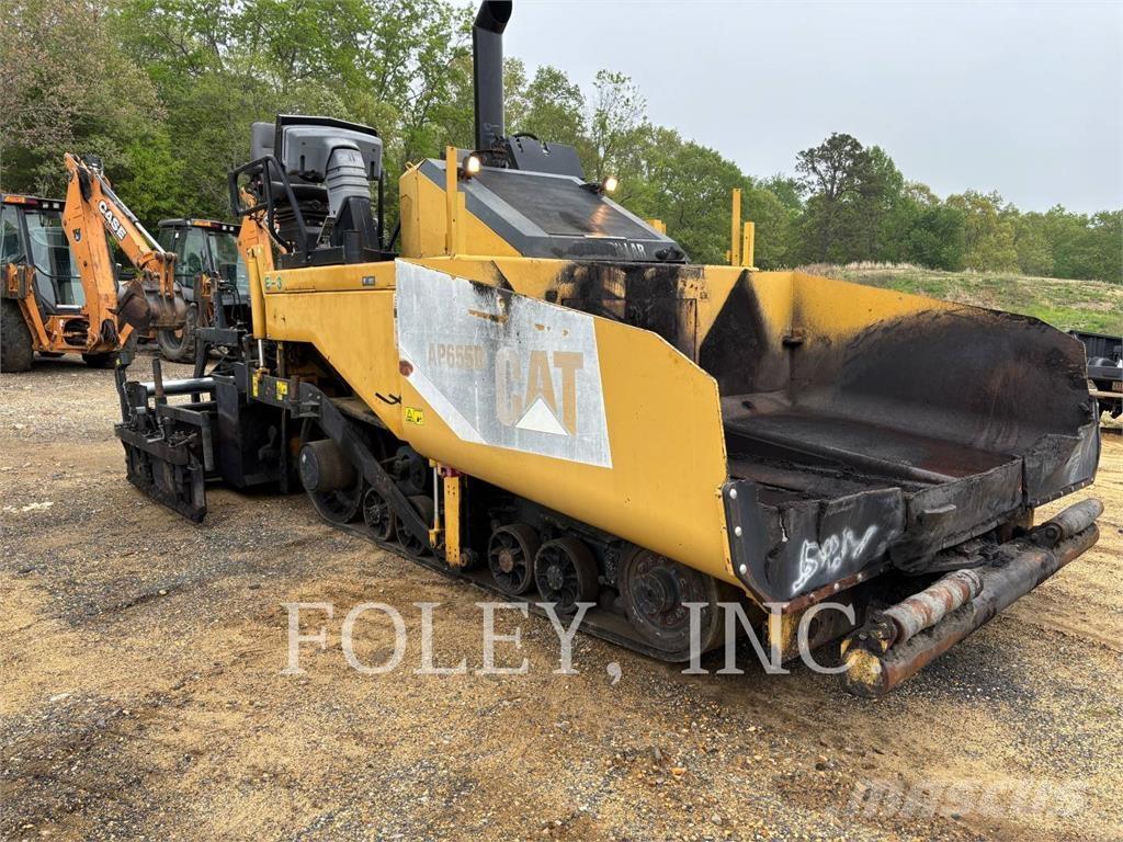 CAT AP-655D Strassenfertiger