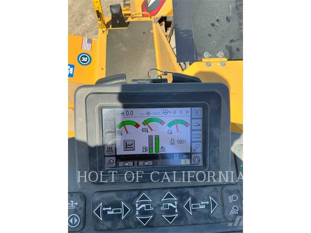 CAT AP1055 Strassenfertiger