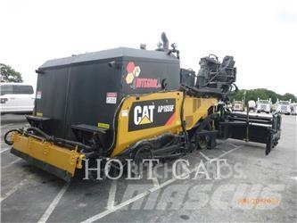 CAT AP1055F SPRAY PAVER Strassenfertiger