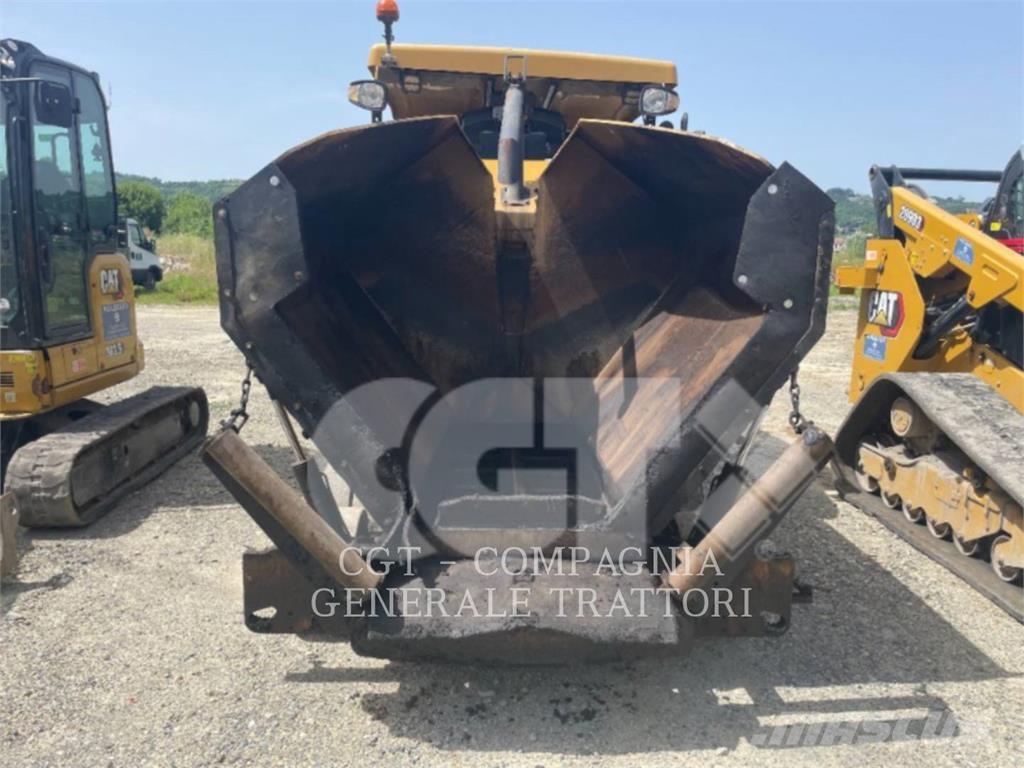 CAT AP300F Strassenfertiger