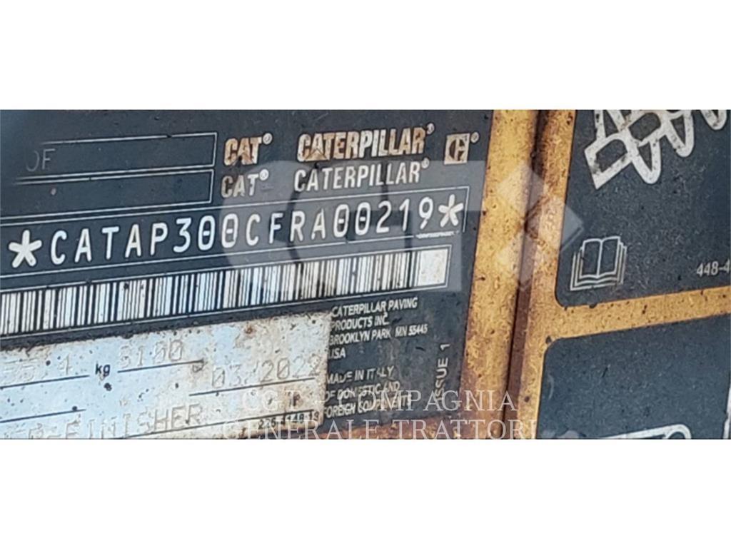 CAT AP300F Strassenfertiger