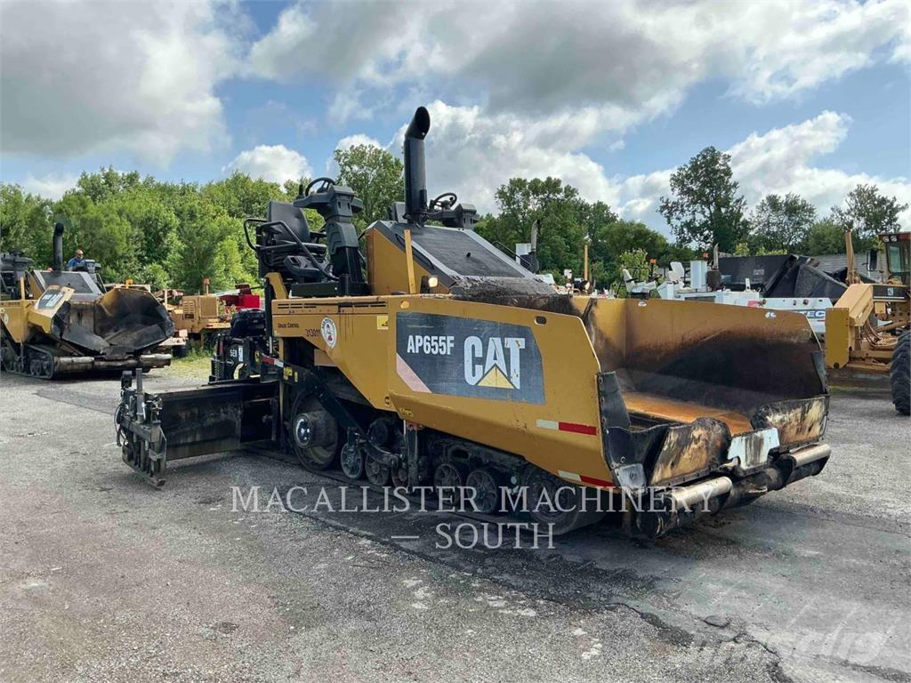 CAT AP655F Strassenfertiger