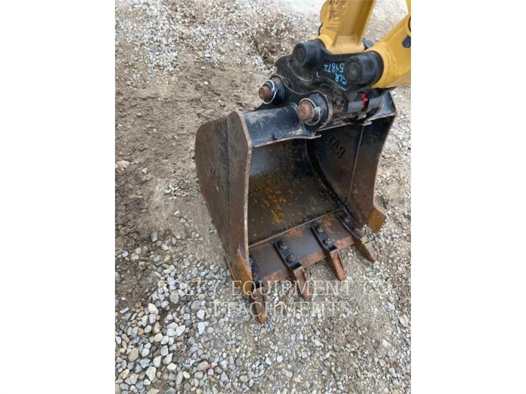 CAT BK302P24 Raupenbagger