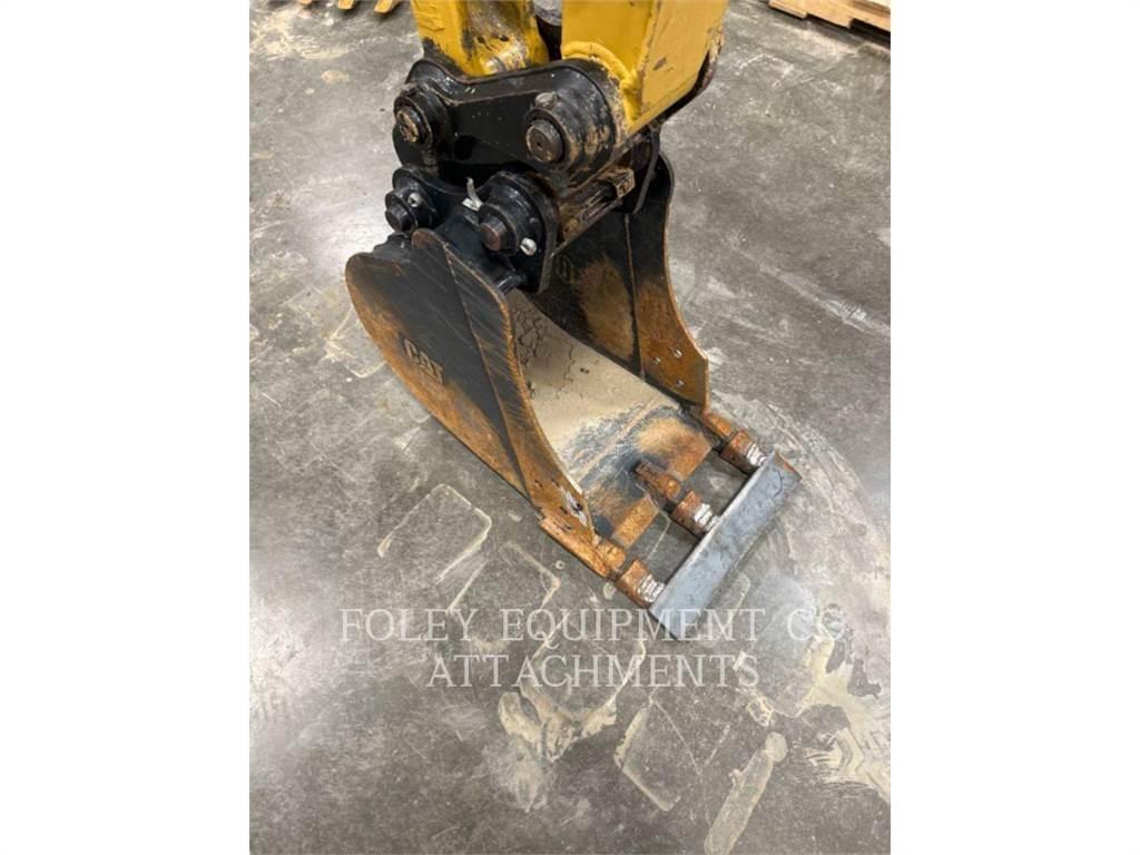 CAT BK303P16 Raupenbagger