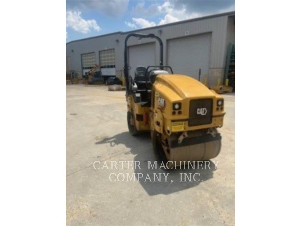CAT CB 2.5 Tandemwalzen