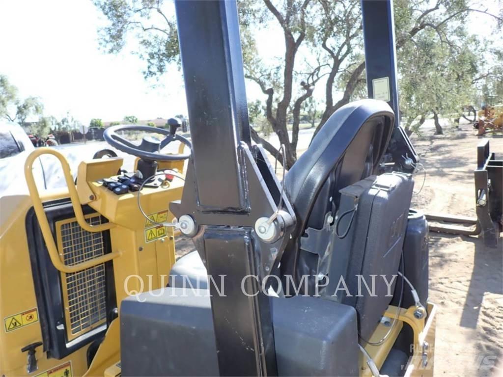 CAT CB1.7 Bitumen Sprayer
