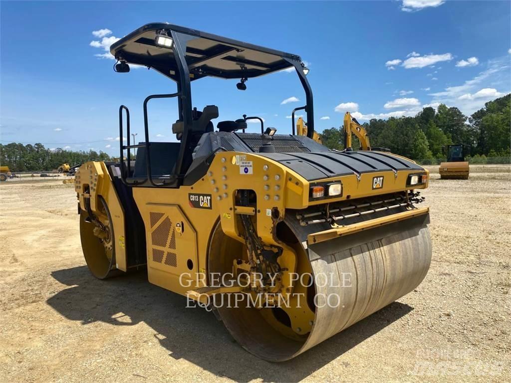 CAT CB13 Tandemwalzen