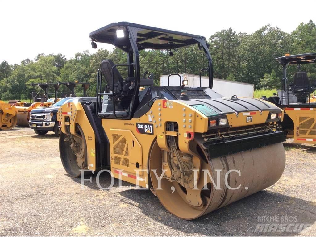CAT CB13 Tandemwalzen