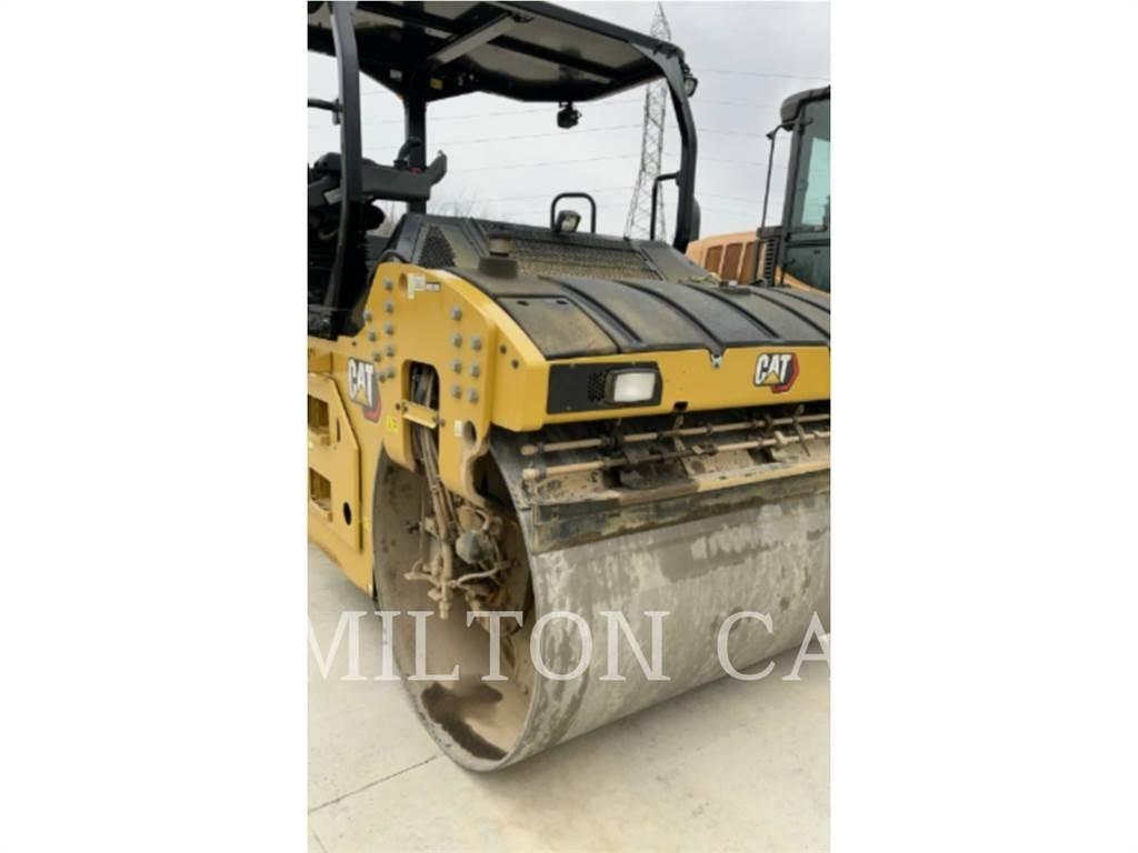 CAT CB13 Tandemwalzen