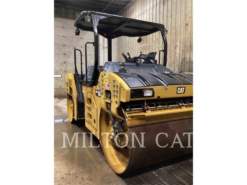 CAT CB13 Erdbauwalzen