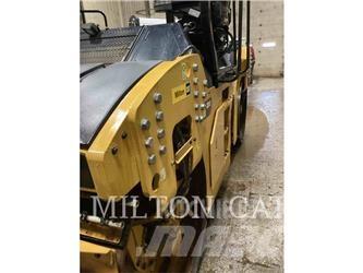 CAT CB13 Tandemwalzen