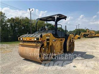 CAT CB13 Tandemwalzen