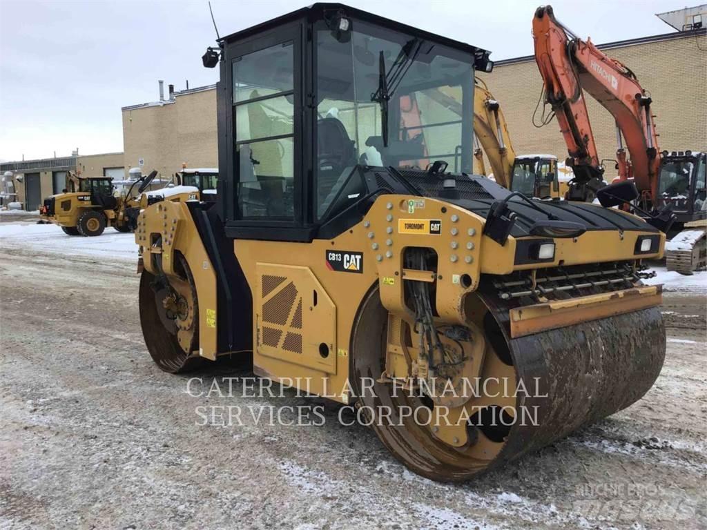 CAT CB13 Tandemwalzen