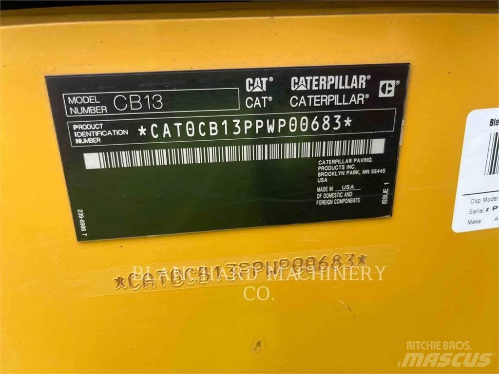 CAT CB13 Tandemwalzen