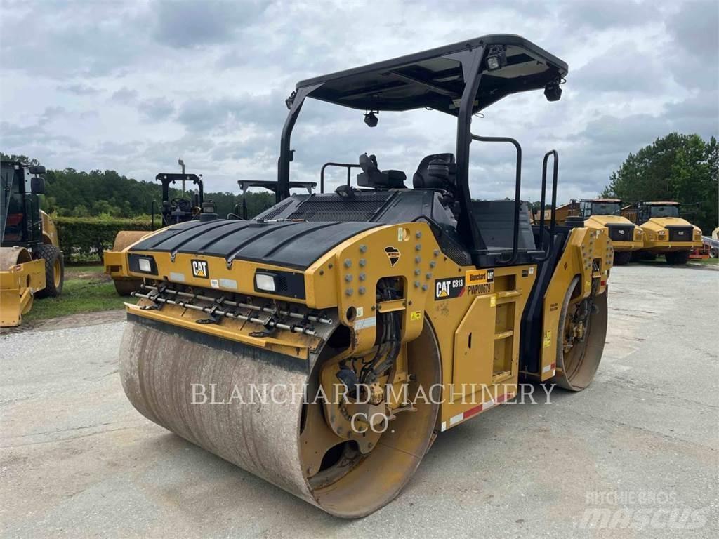 CAT CB13 Tandemwalzen