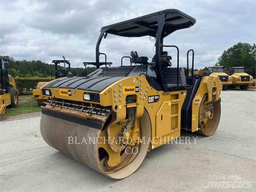 CAT CB13 Tandemwalzen