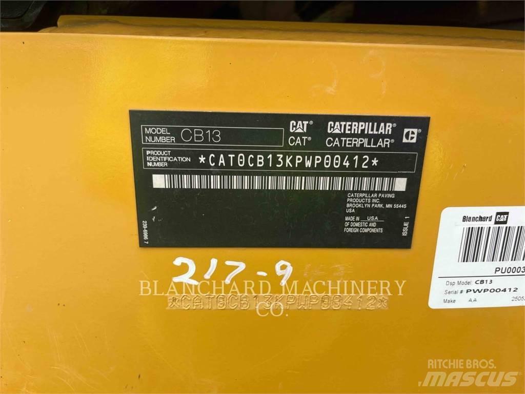 CAT CB13 Tandemwalzen
