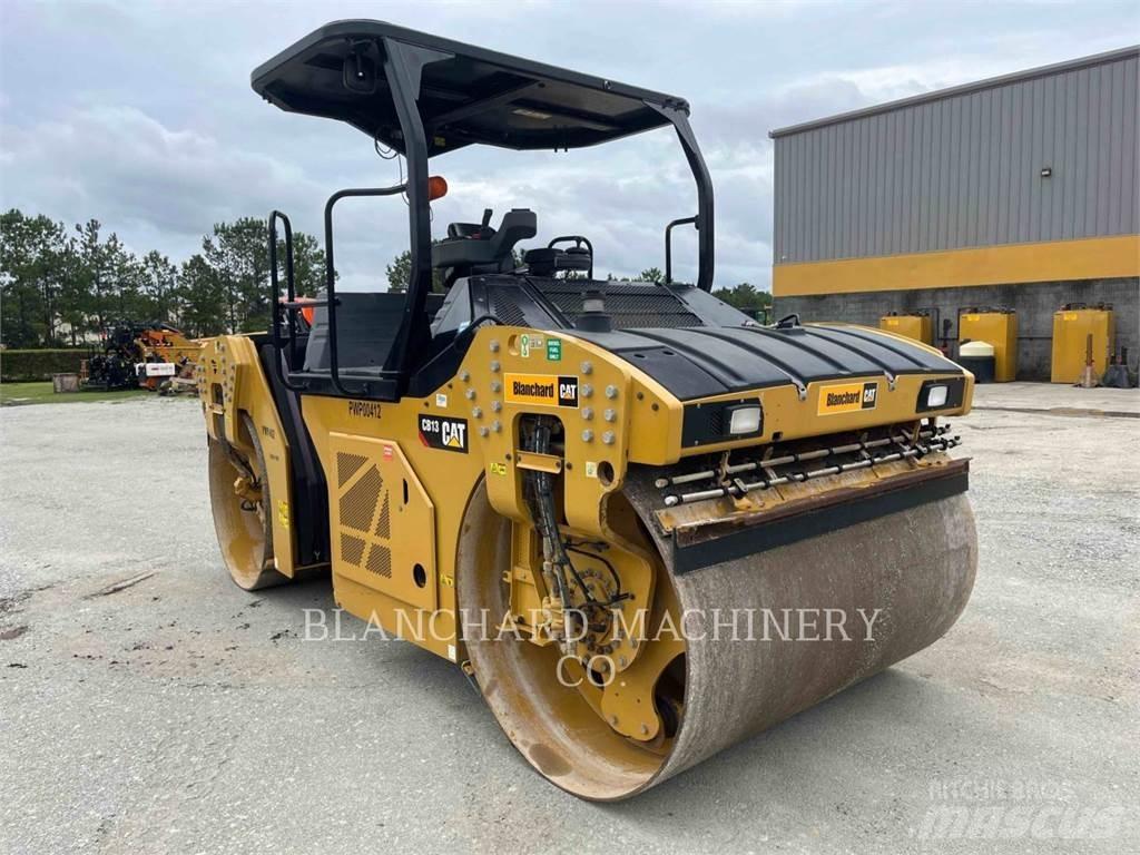 CAT CB13 Tandemwalzen
