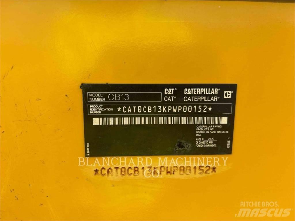 CAT CB13 Tandemwalzen