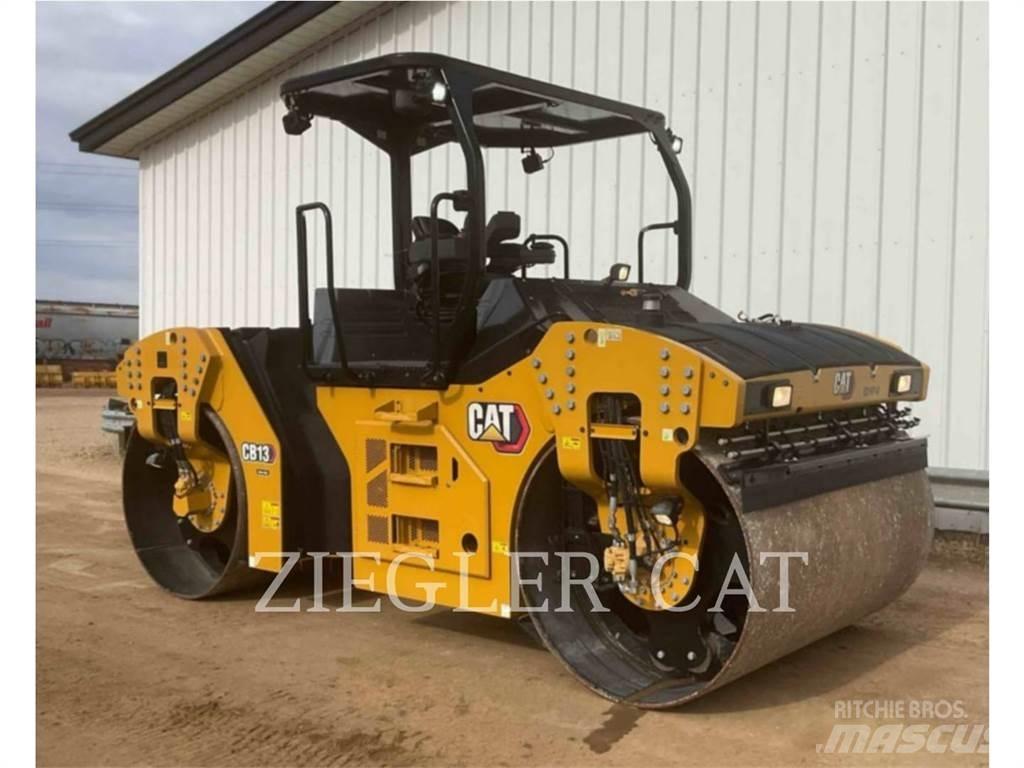 CAT CB13 Erdbauwalzen