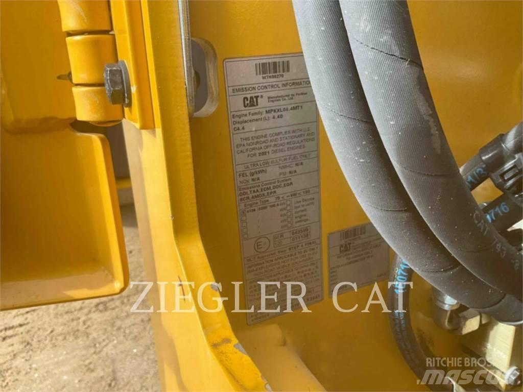 CAT CB13 Erdbauwalzen