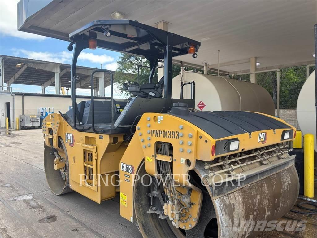 CAT CB13 OSC Tandemwalzen