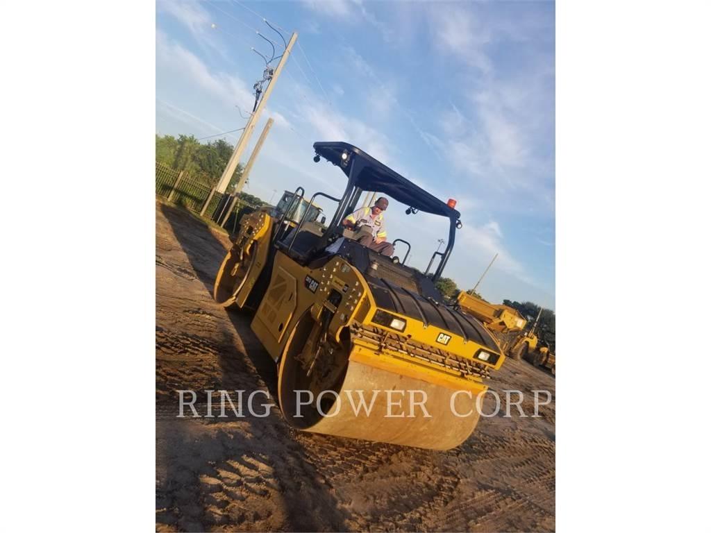 CAT CB13 OSC Tandemwalzen