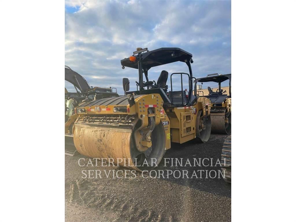 CAT CB15 Tandemwalzen