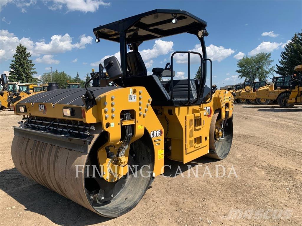 CAT CB15 Tandemwalzen