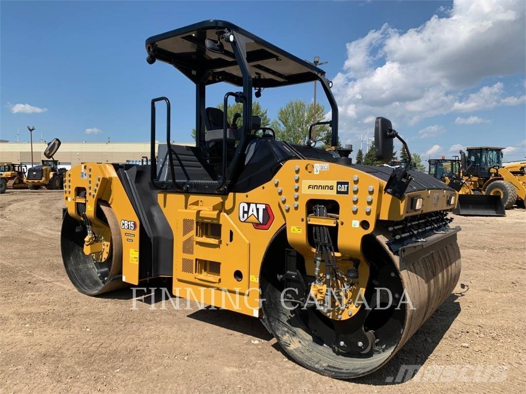 CAT CB15 Tandemwalzen