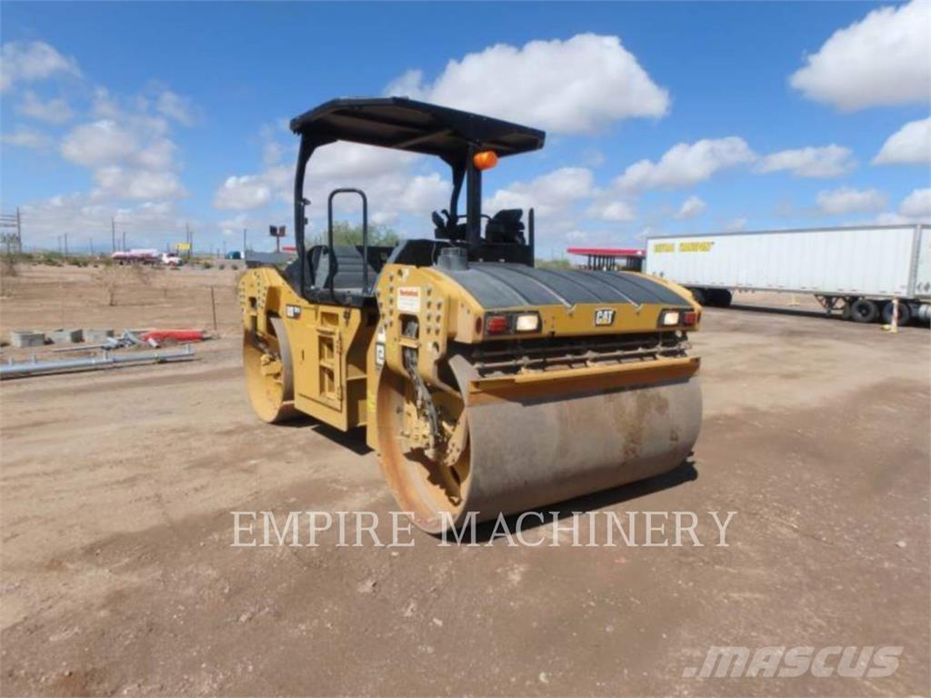 CAT CB15 Tandemwalzen