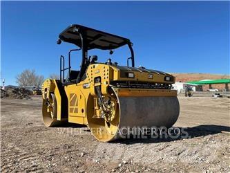 CAT CB15 Tandemwalzen