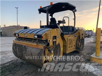 CAT CB15 CW Tandemwalzen