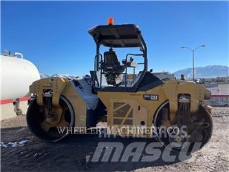 CAT CB15 CW Tandemwalzen