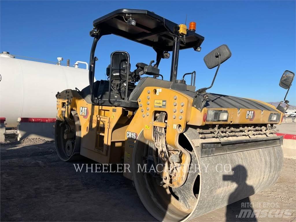 CAT CB15 CW VV Tandemwalzen