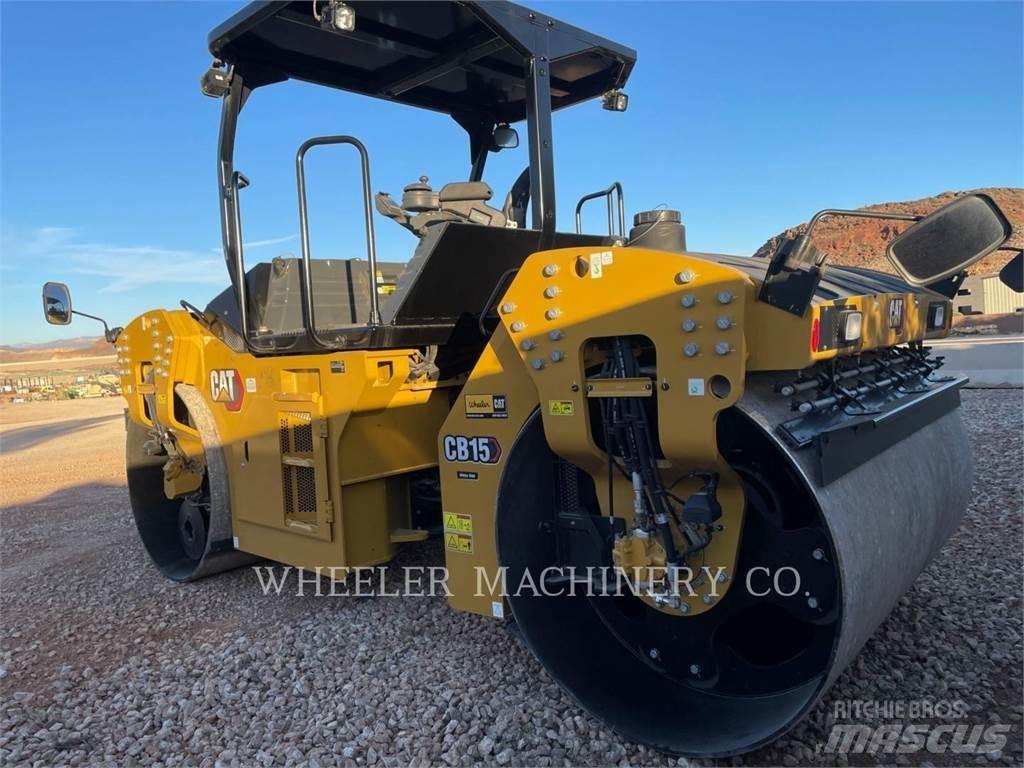 CAT CB15 CW VV Tandemwalzen