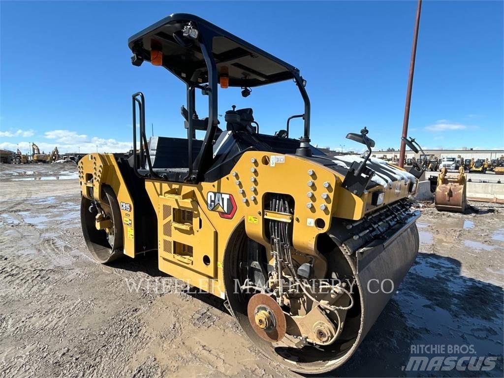 CAT CB15 CW VV Tandemwalzen