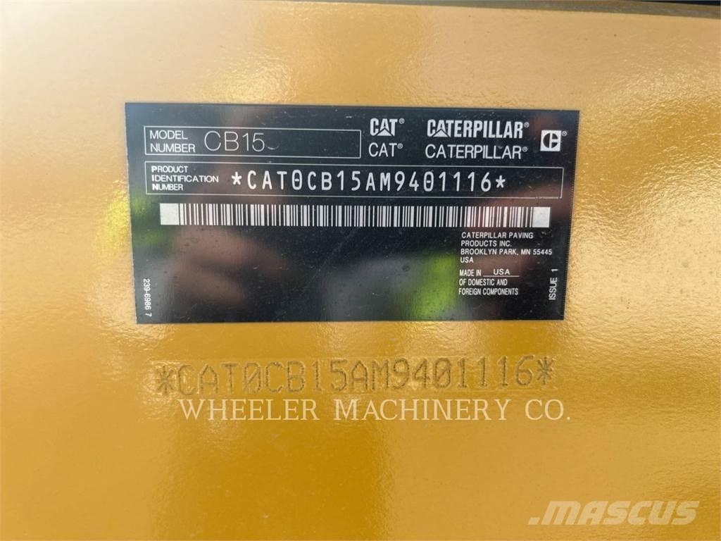 CAT CB15 CW VV Tandemwalzen