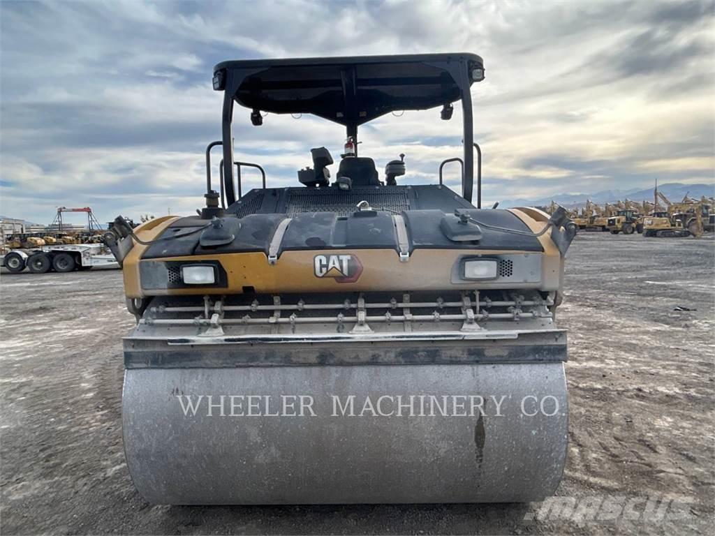 CAT CB15 CW VV Tandemwalzen