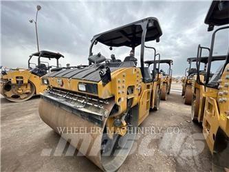 CAT CB15 CW VV Tandemwalzen