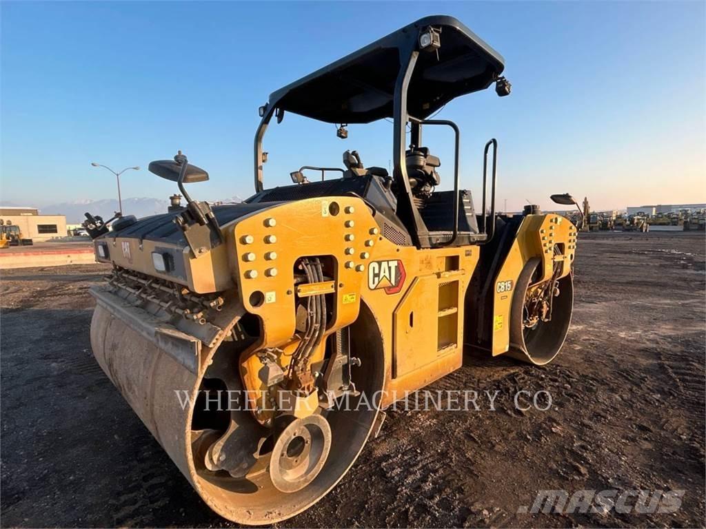 CAT CB15 CW VV Tandemwalzen